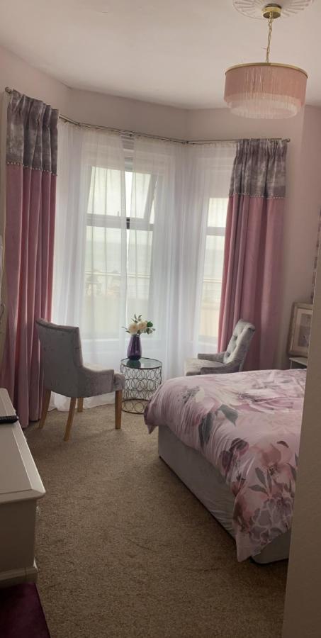 Bed and Breakfast Conlyn House Ньюкасл Екстер'єр фото