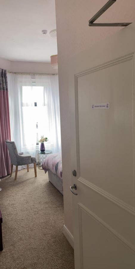 Bed and Breakfast Conlyn House Ньюкасл Екстер'єр фото